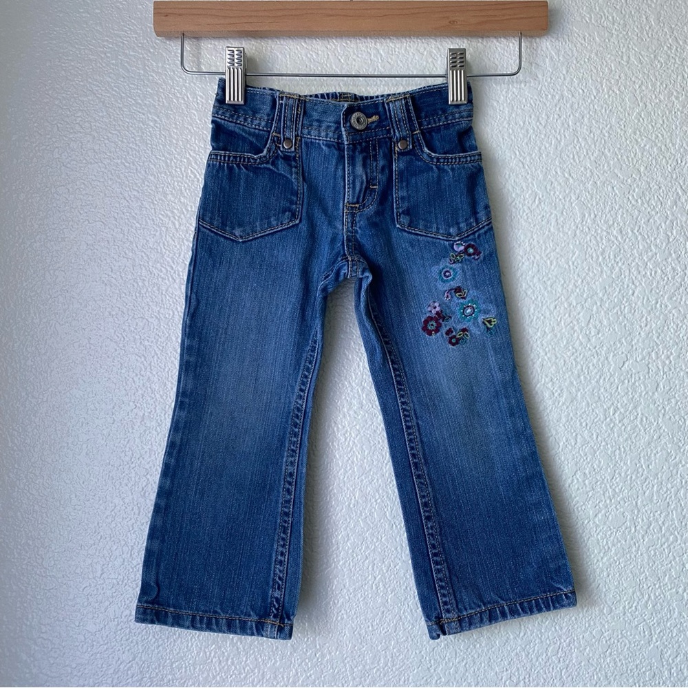 Oshkosh B’gosh Floral Embroidered Jeans Size 2T